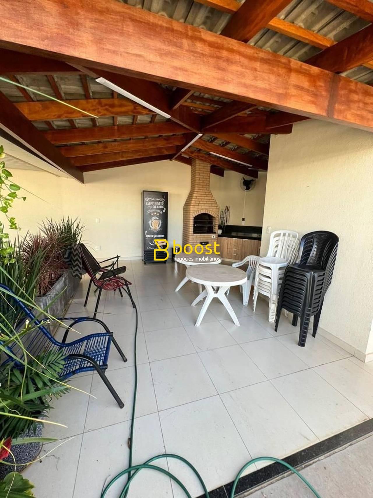 Apartamento com 3 dormitórios à venda por R$ 615.000,00 - Maracanã - Uberlândia/MG