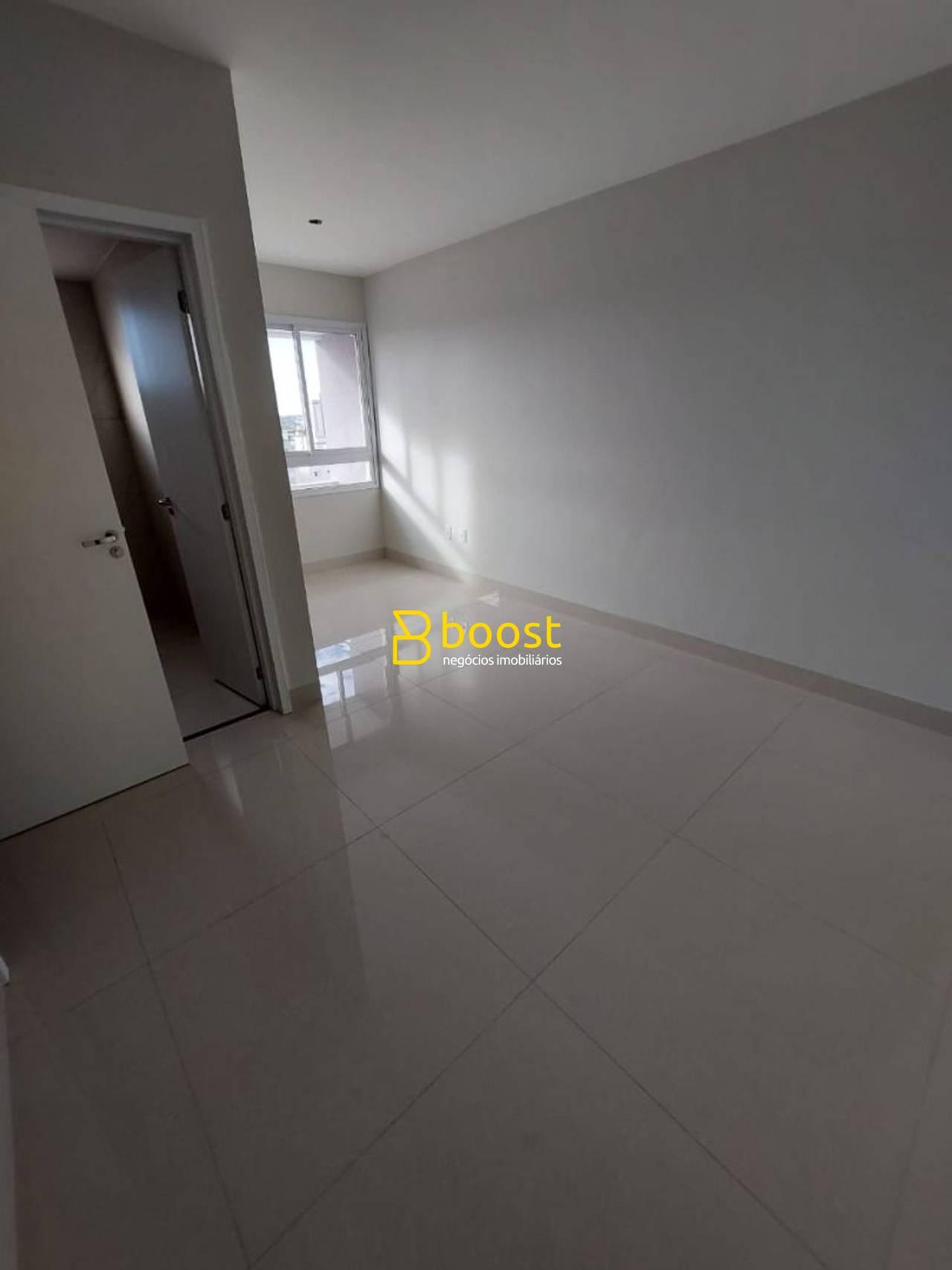 Apartamento com 3 quartos, 93 m², à venda por R$ 575.000 - Santa Mônica - Uberlândia/MG