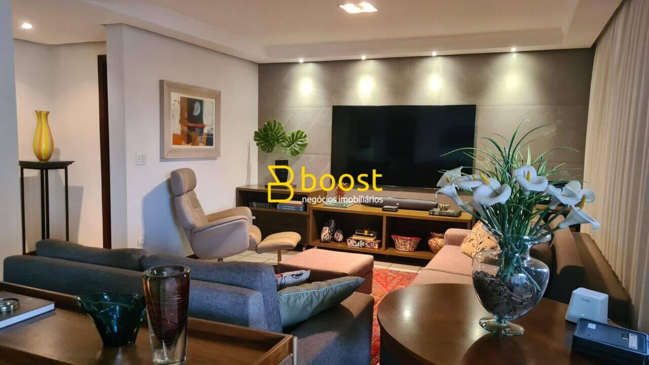 Apartamento com 3 dormitórios à venda, 190 m² por R$ 830.000,00 - Cazeca - Uberlândia/MG, foto 2