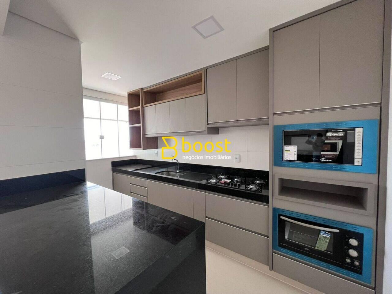 Apartamento com 3 dormitórios à venda, 171 m² por R$ 1.490.000,00 - Santa Maria - Uberlândia/MG, foto 2