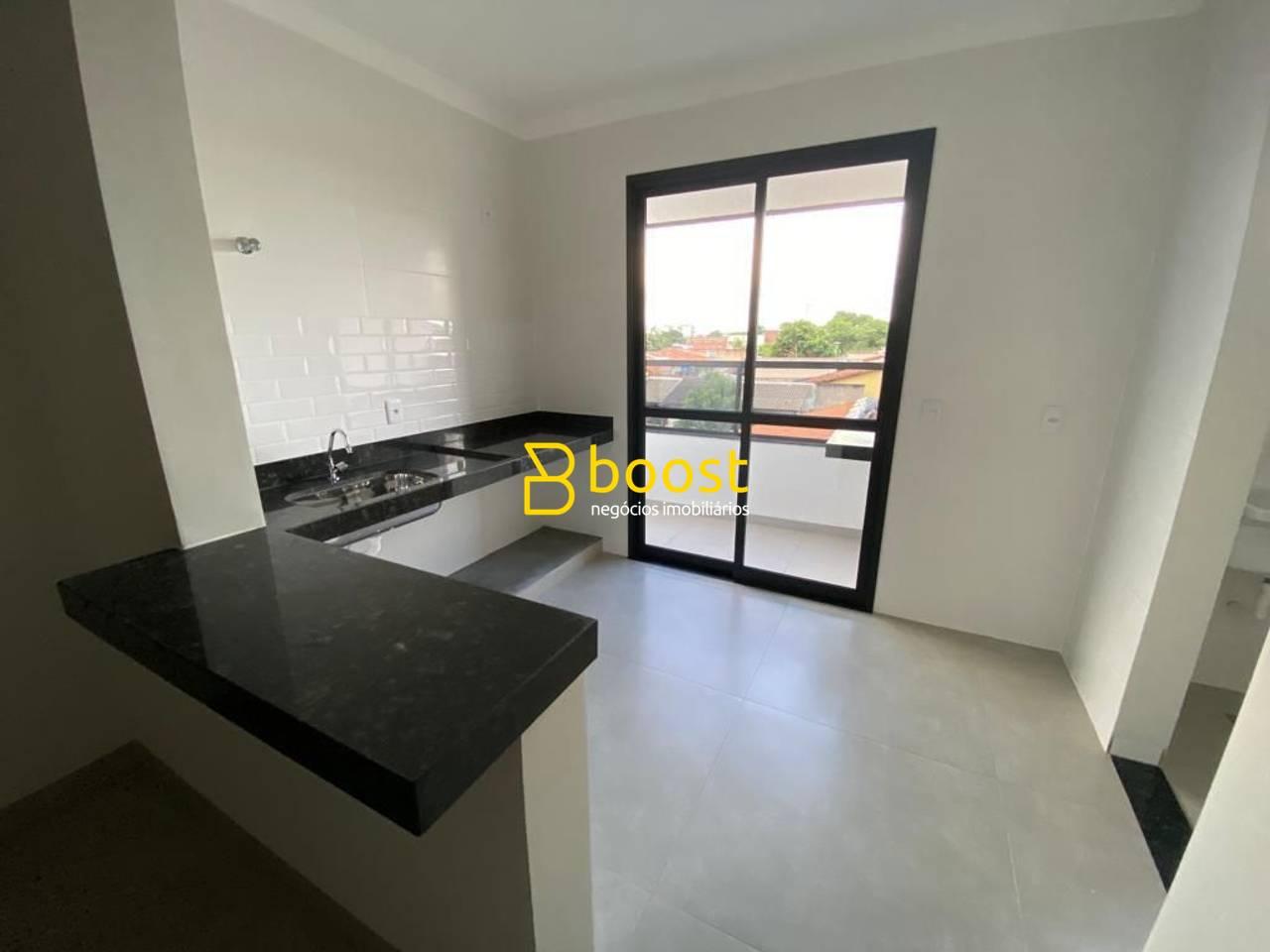 Apartamento com 2 quartos, 61 m², à venda por R$ 273.000 - Santa Mônica - Uberlândia/MG