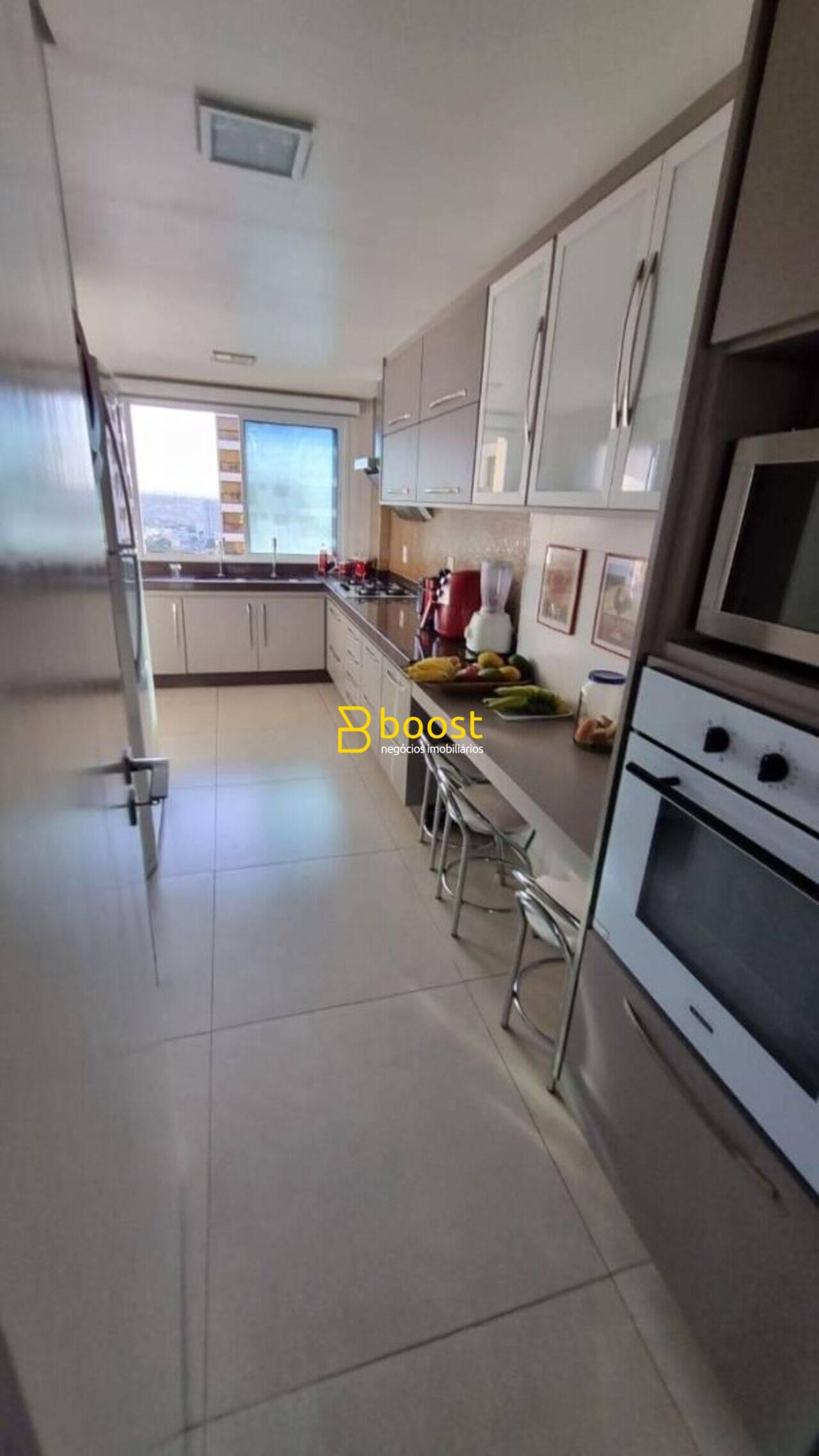 Apartamento com 3 quartos, 142 m², à venda por R$ 850.000 - Centro - Uberlândia/MG, foto 4