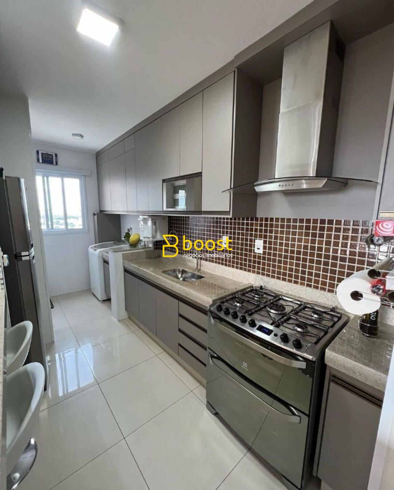 Apartamento com 3 quartos, 89 m², à venda por R$ 620.000 - Santa Mônica - Uberlândia/MG, foto 2