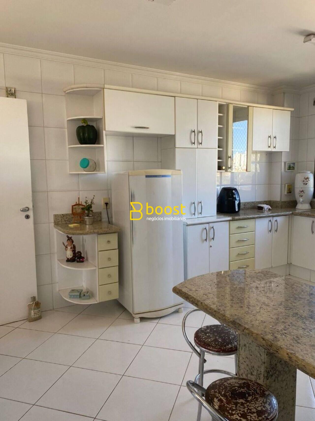 Apartamento com 3 dormitórios à venda, 121 m² por R$ 580.000 - Santa Maria - Uberlândia/MG, foto 2