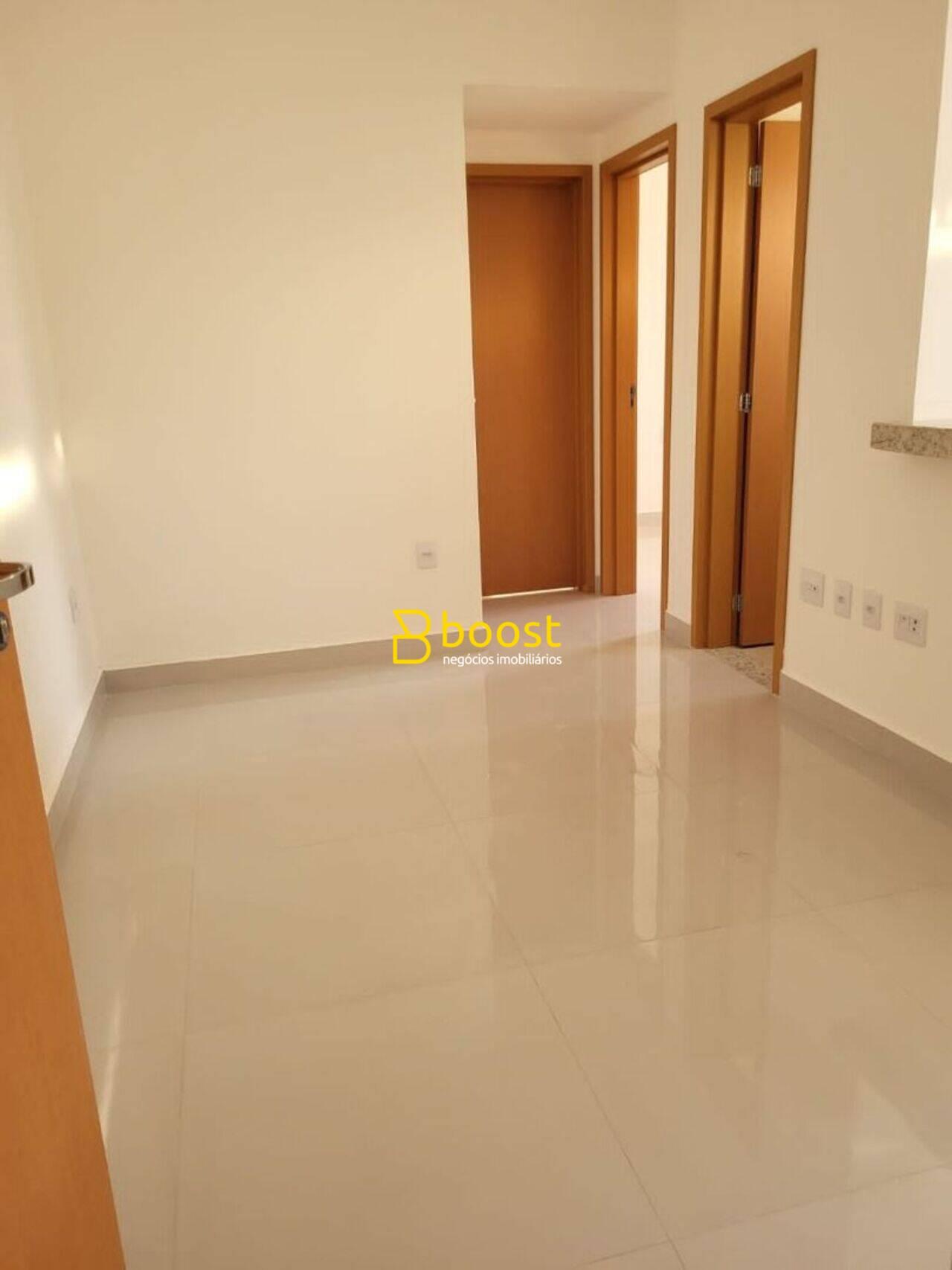 Apartamento com 2 quartos, 65 m², à venda por R$ 290.000 - Santa Mônica - Uberlândia/MG, foto 2