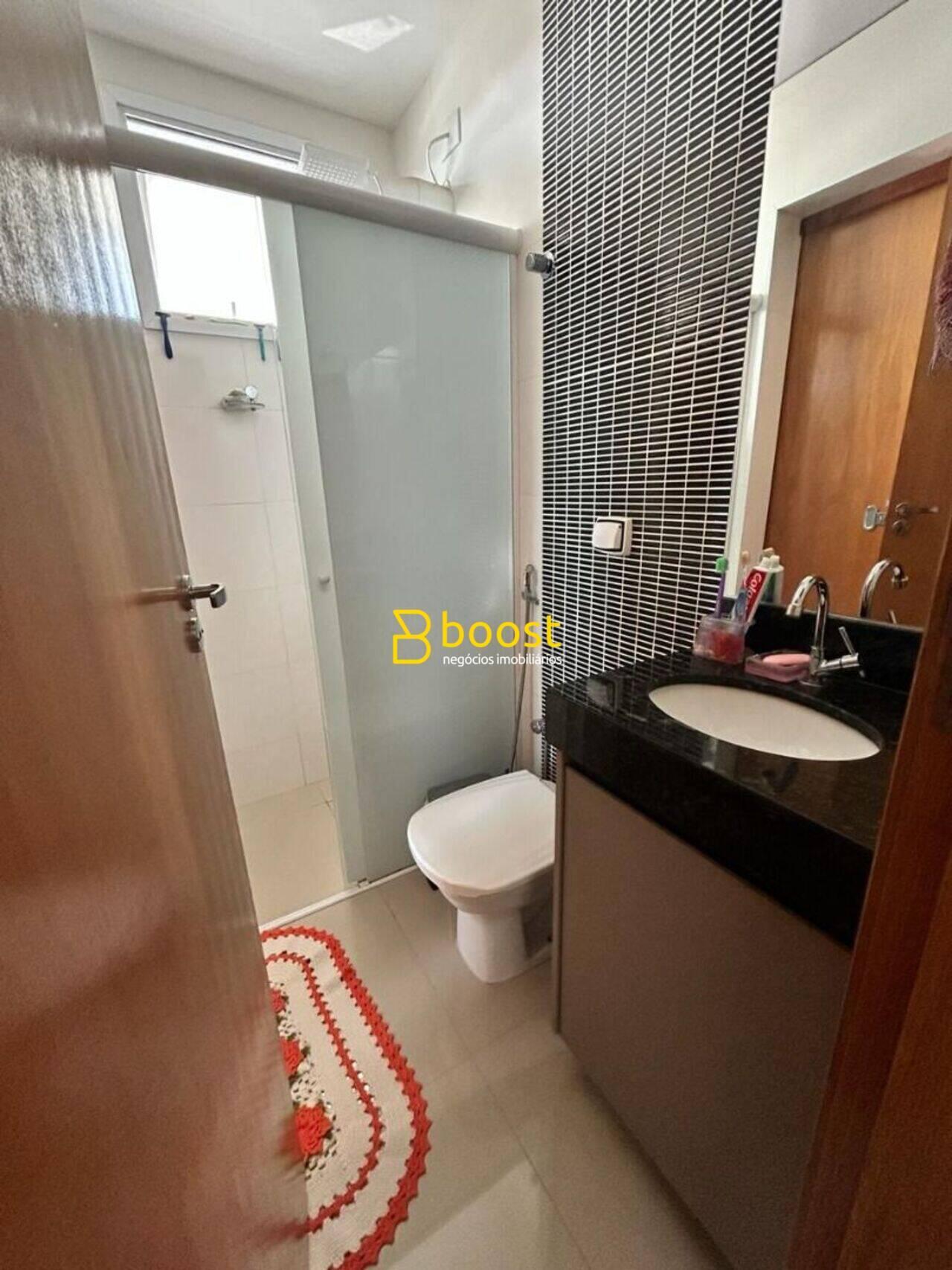 Apartamento com 2 quartos, 49 m², à venda por R$ 330.000 - Brasil - Uberlândia/MG, foto 3