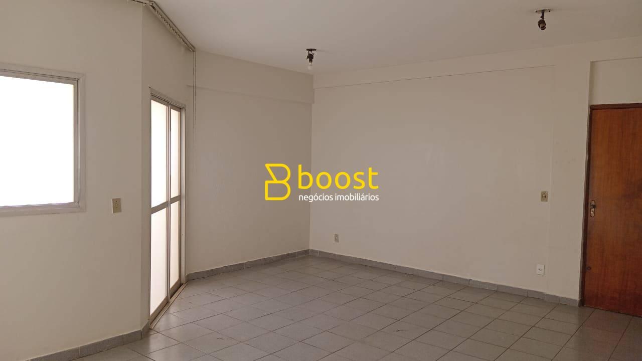 Apartamento com 3 dormitórios à venda, 122 m² por R$ 485.000 - Osvaldo Rezende - Uberlândia/MG
