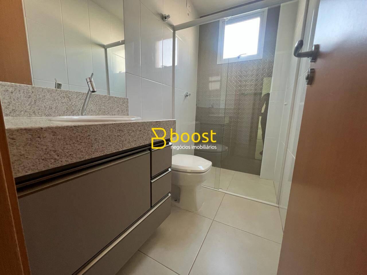 Apartamento com 3 quartos, 96 m², à venda por R$ 610.000 - Patrimônio - Uberlândia/MG, foto 3