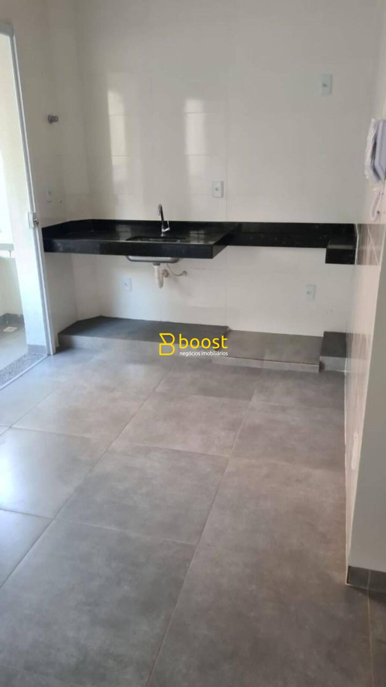 Apartamento com 2 dormitórios à venda, 63 m² por R$ 360.000 - Santa Mônica - Uberlândia/MG, foto 4