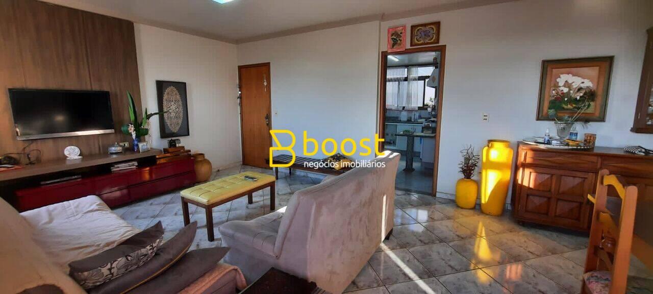 Apartamento com 3 dormitórios à venda, 136 m² por R$ 490.000 - Saraiva - Uberlândia/MG, foto 2
