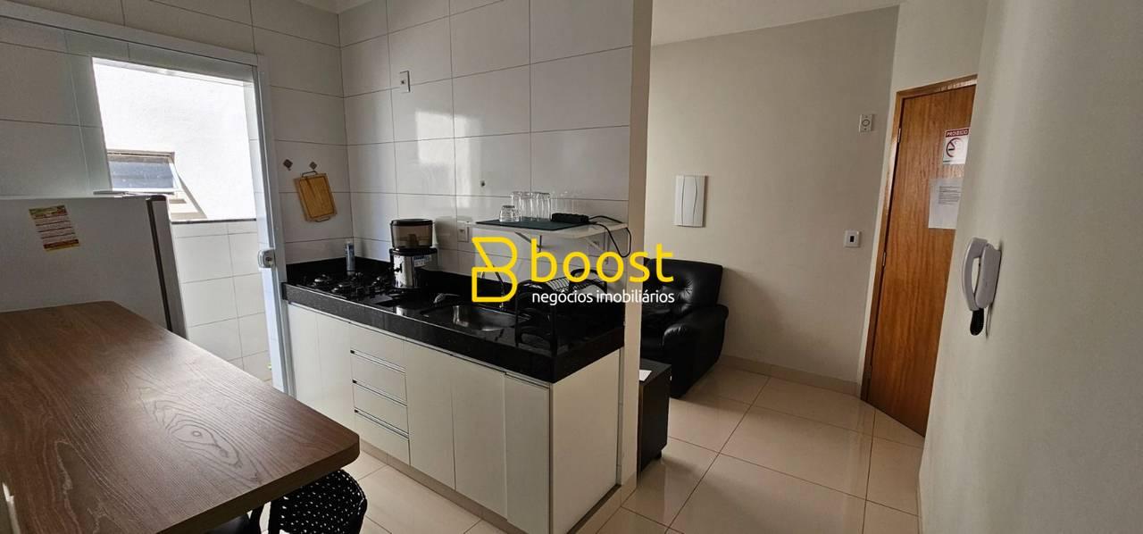 Apartamento com 2 dormitórios à venda, 45 m² por R$ 285.000,00 - Santa Mônica - Uberlândia/MG