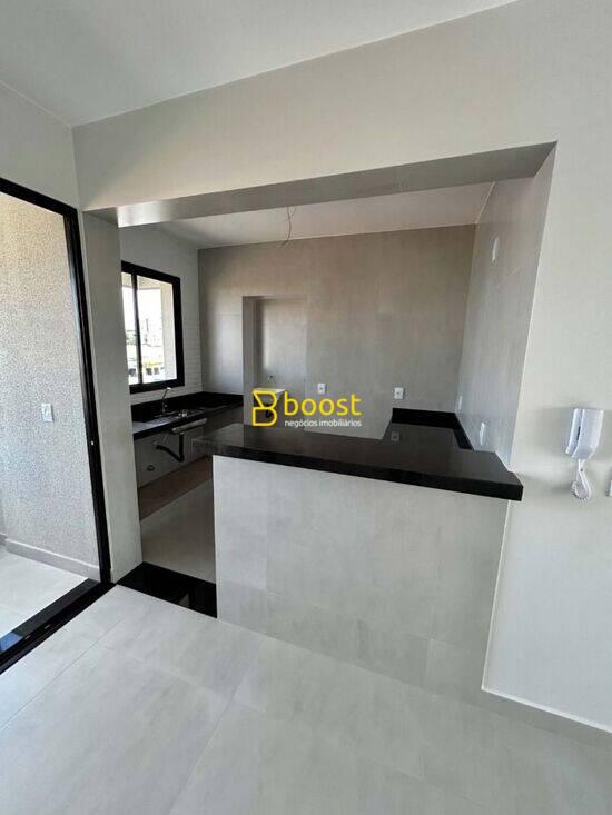 Apartamento com 2 dormitórios à venda, 67 m² por R$ 395.000 - Brasil - Uberlândia/MG, foto 2