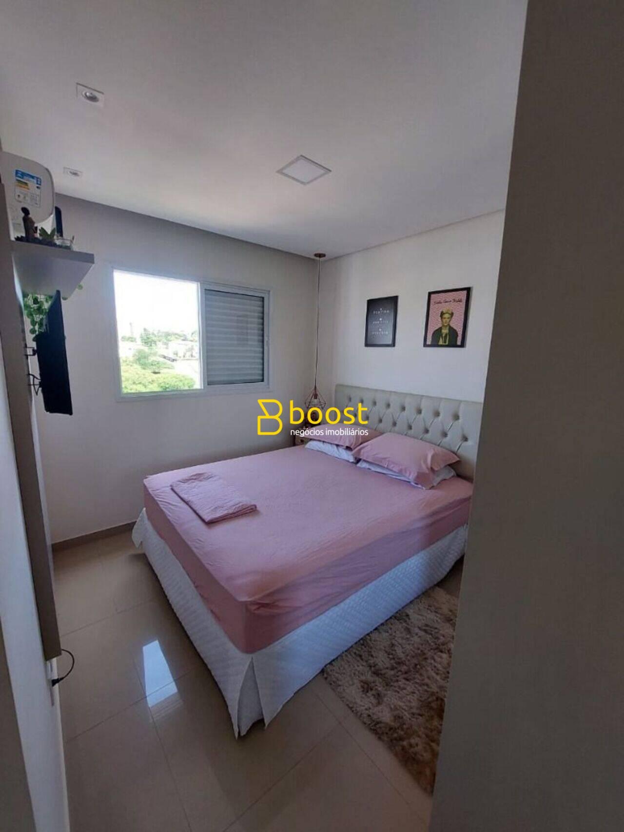 Apartamento com 2 dormitórios, mobiliado e próximo ao Praia Clube à venda, 63 m² por R$ 465.000 - Tubalina - Uberlândia/MG, foto 2