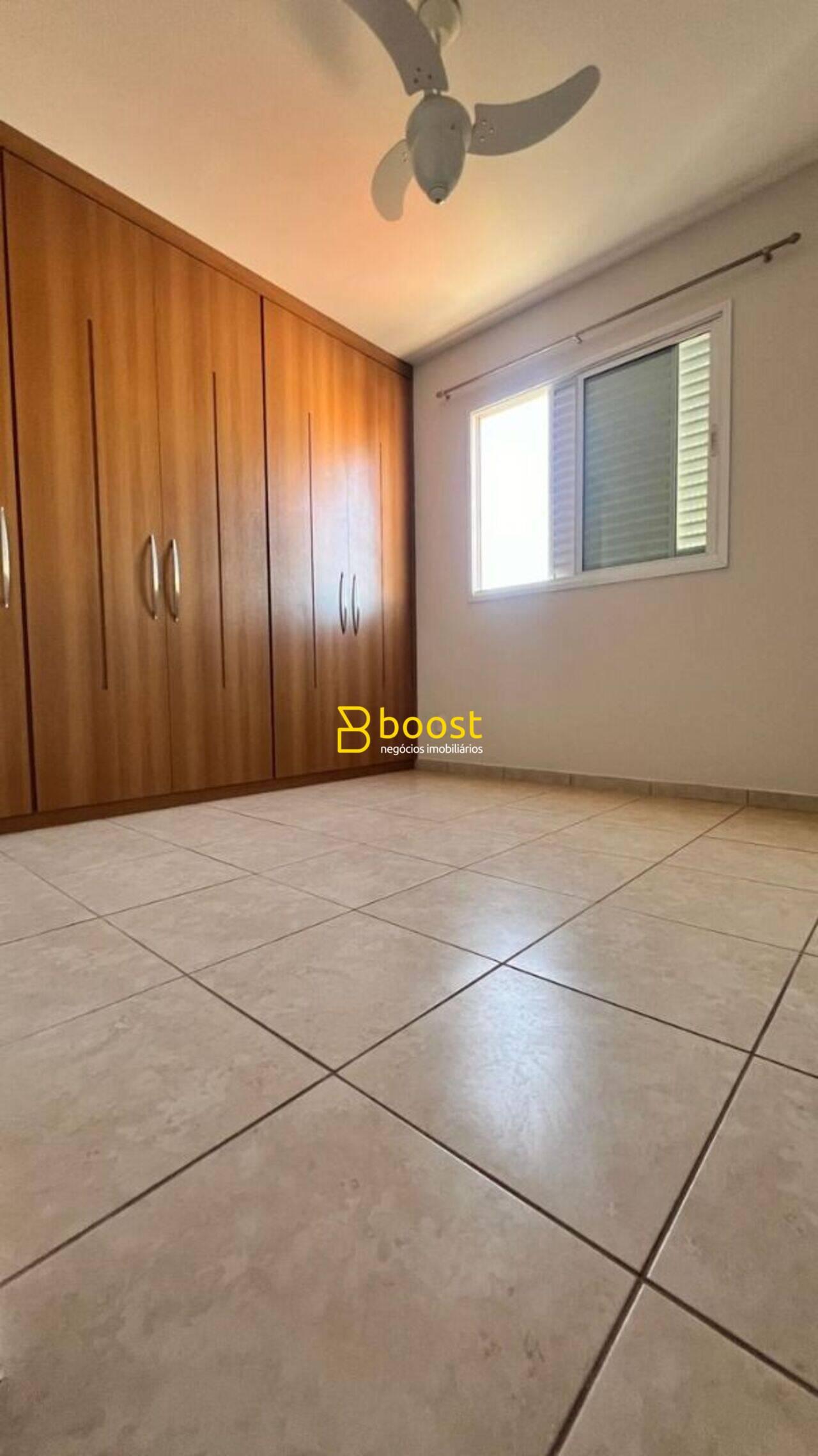 Apartamento com 3 dormitórios à venda, 145 m² por R$ 850.000 - Santa Maria - Uberlândia/MG, foto 2