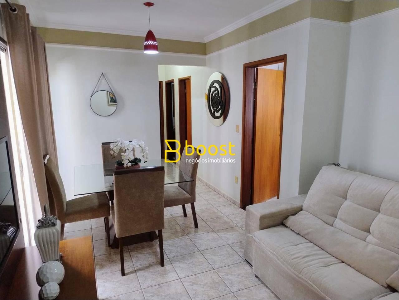 Apartamento com 3 dormitórios à venda, 69 m² por R$ 340.000 - Santa Mônica - Uberlândia/MG