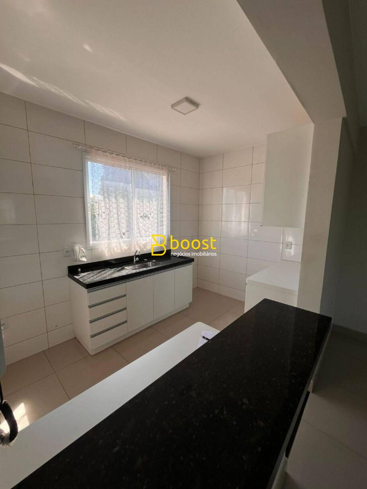 Apartamento com 2 dormitórios à venda, 63 m² por R$ 360.000,00 - Santa Mônica - Uberlândia/MG, foto 4