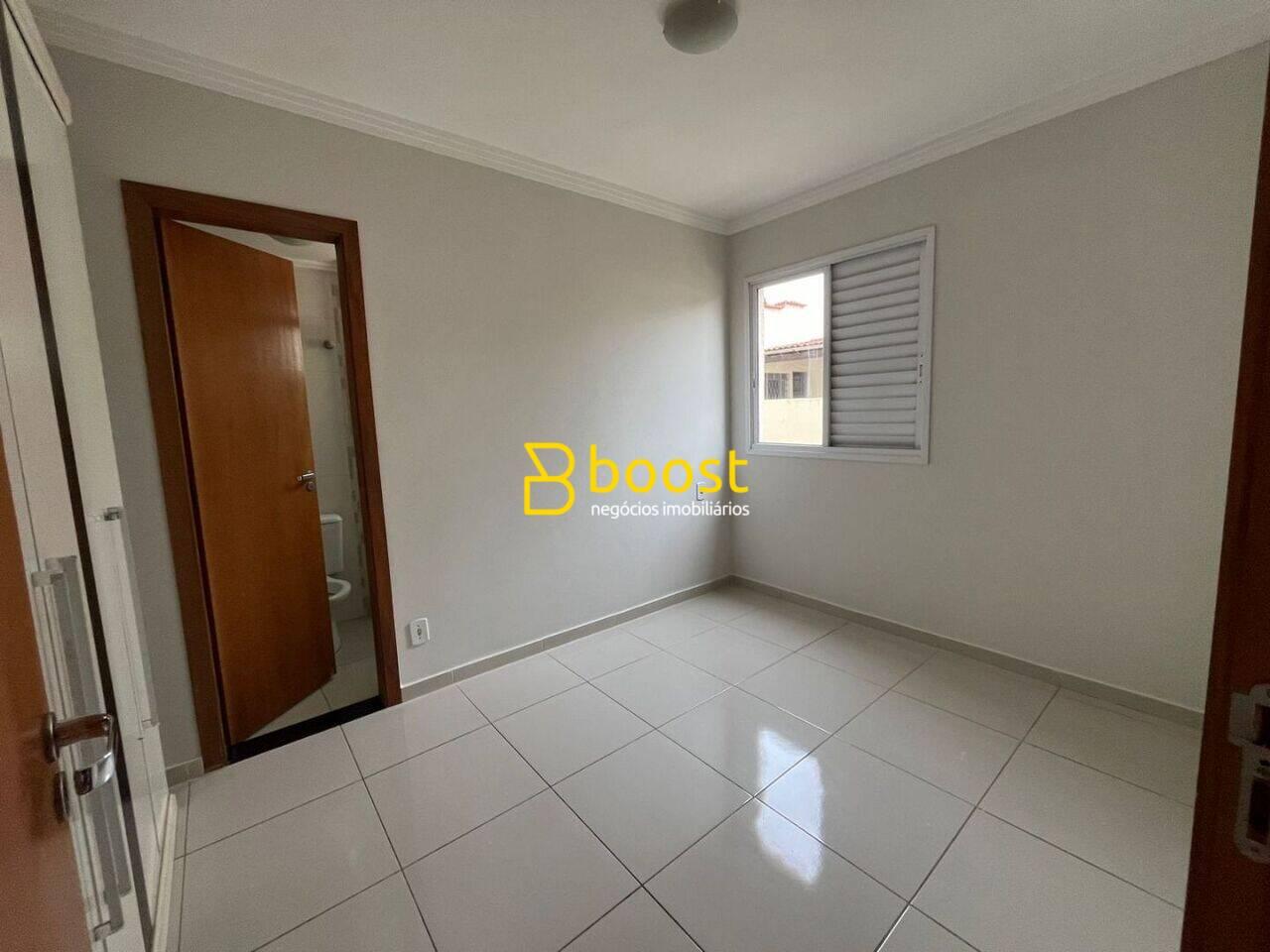 Apartamento com 3 quartos, à venda por R$ 295.000 - Santa Mônica - Uberlândia/MG, foto 4