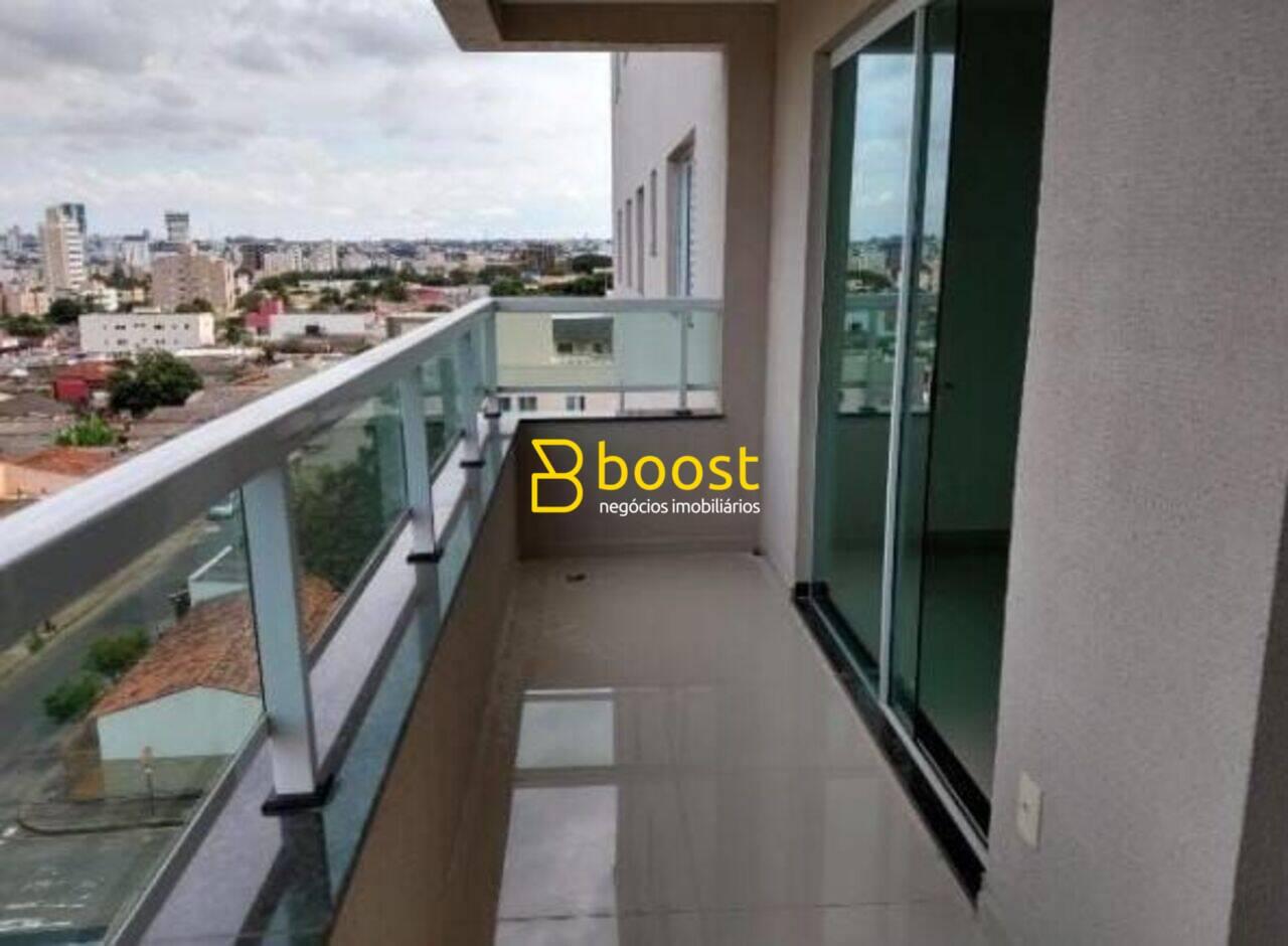 Apartamento com 3 quartos, 88 m², à venda por R$ 520.000 - Saraiva - Uberlândia/MG, foto 2