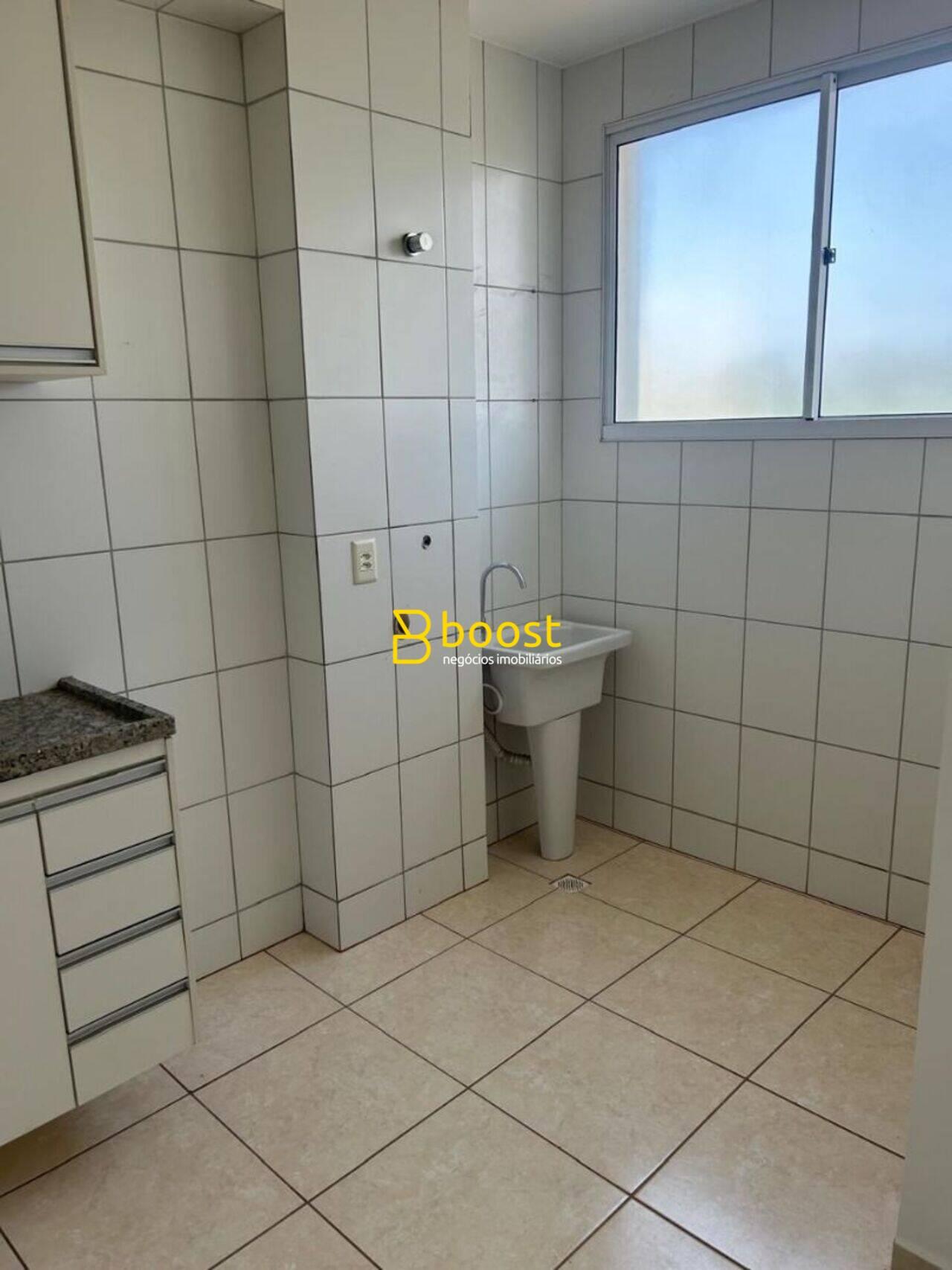 Apartamento com 2 dormitórios à venda, 53 m² por R$ 250.000,00 - Copacabana - Uberlândia/MG, foto 2
