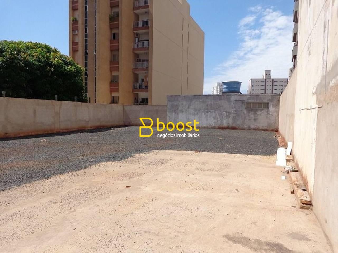 Área à venda, 701 m² por R$ 2.100.000,00 - Martins - Uberlândia/MG