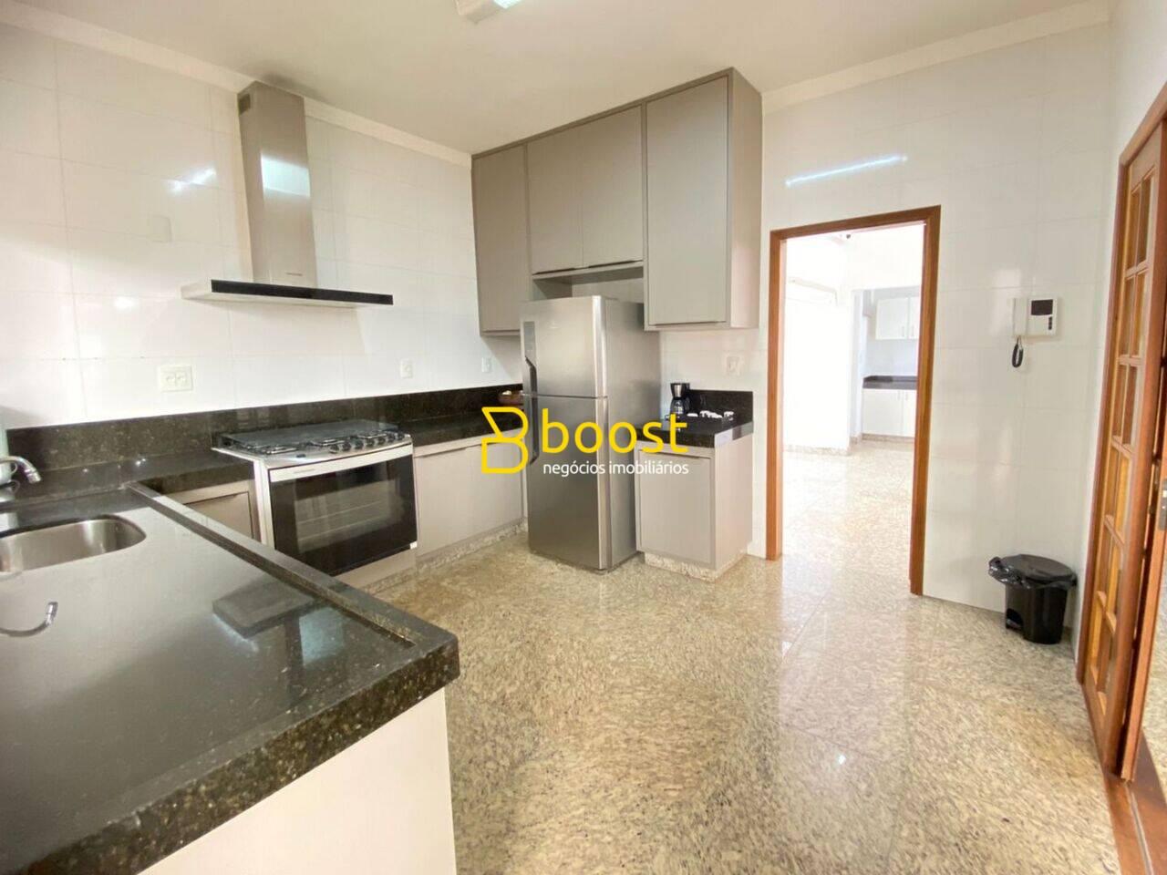 Casa com 3 dormitórios à venda, 210 m² por R$ 1.250.000,00 - Jardim Karaíba - Uberlândia/MG, foto 4