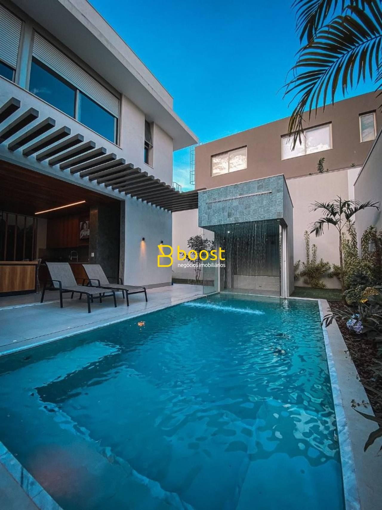 Casa com 3 dormitórios à venda, 426 m² por R$ 5.500.000,00 - Condomínio Bosque Karaíba - Jardim Sul - Uberlândia/MG