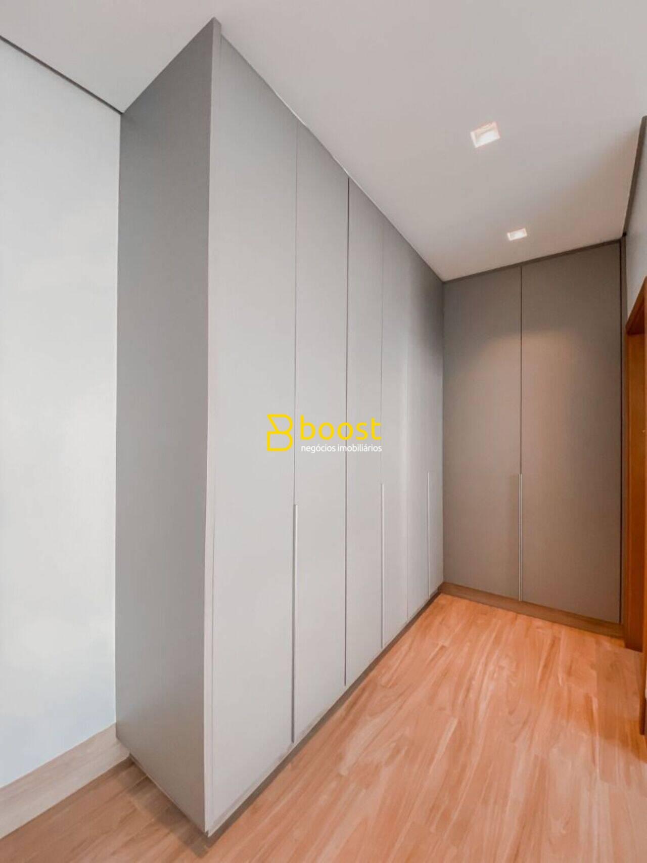 Casa com 3 dormitórios à venda, 426 m² por R$ 5.500.000,00 - Condomínio Bosque Karaíba - Jardim Sul - Uberlândia/MG, foto 4
