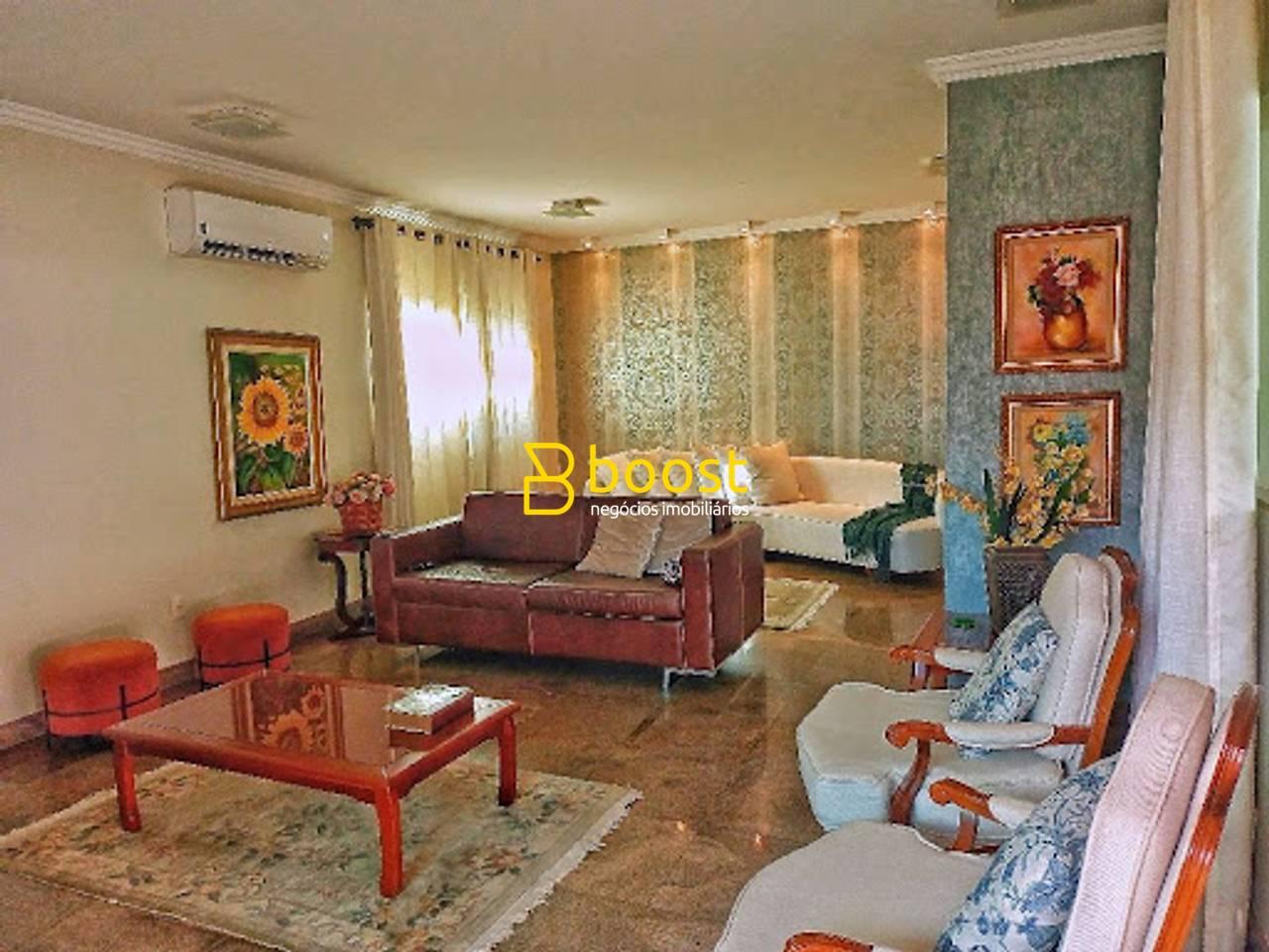 Casa à venda, 243 m² por R$ 1.890.000,00 - Vigilato Pereira - Uberlândia/MG