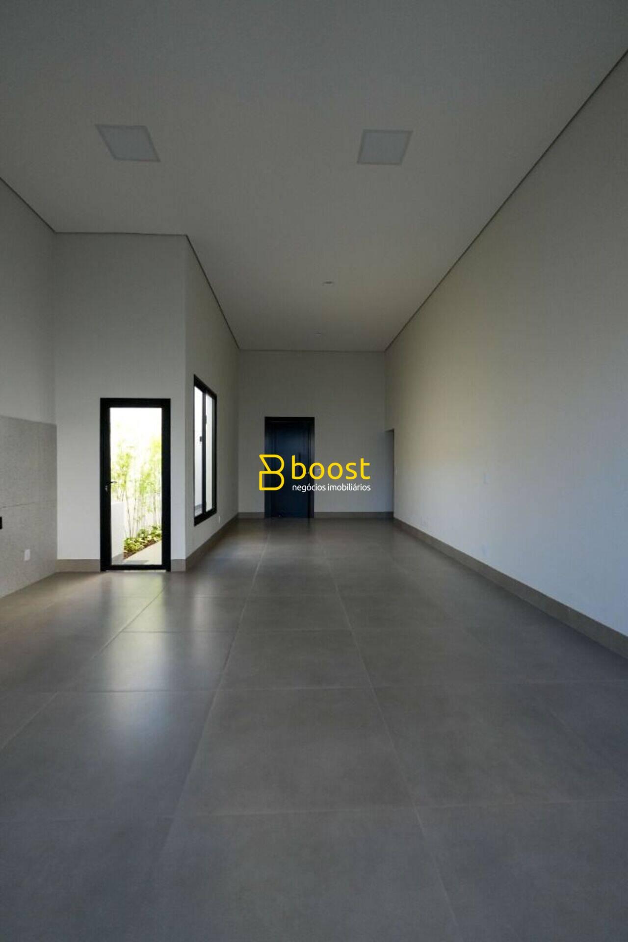 Casa com 3 dormitórios à venda, 145 m² por R$ 1.090.000,00 - Aclimação - Uberlândia/MG, foto 4