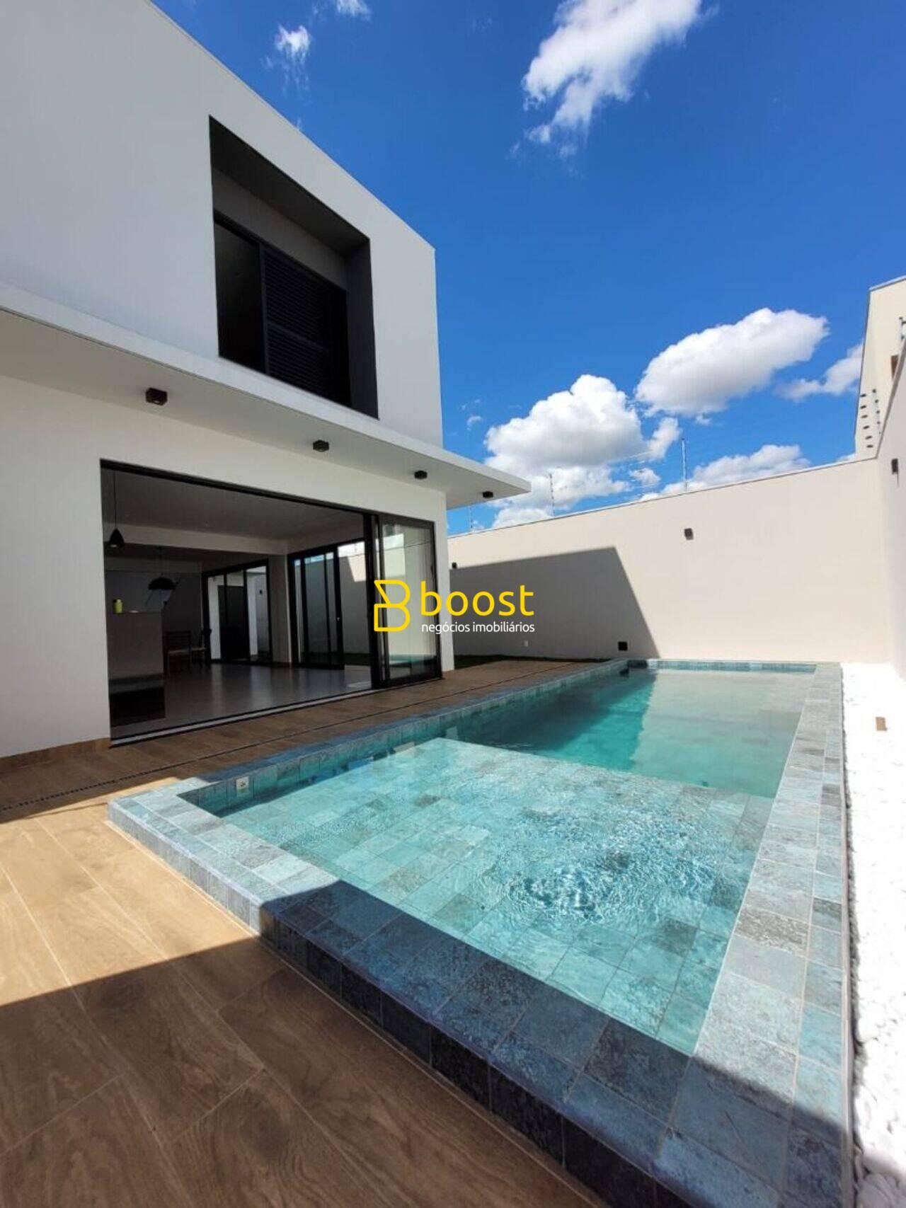 Casa à venda por R$ 1.600.000,00 - Grand Ville - Uberlândia/MG, foto 2