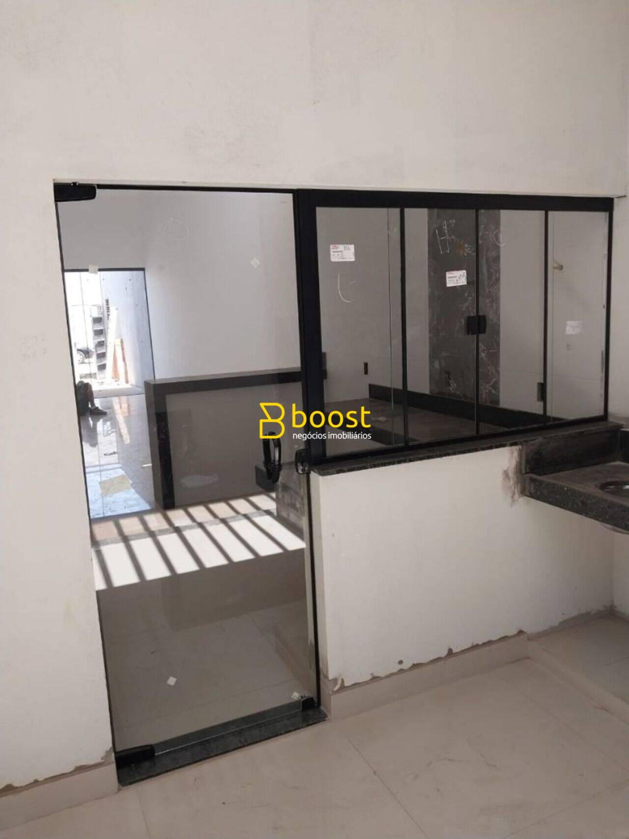 Casa à venda por R$ 460.000,00 - Novo Mundo - Uberlândia/MG, foto 2
