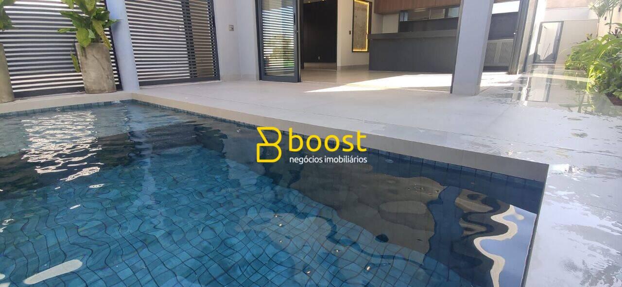 Casa com 3 dormitórios à venda, 227 m² por R$ 2.300.000,00 - Condomínio Alphaville 2 - Uberlândia/MG, foto 3