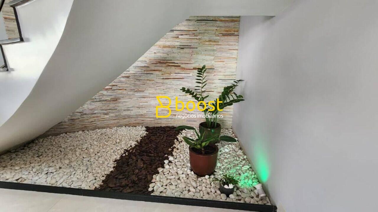 Casa tipo sobrado no Jardim Karaíba, foto 4