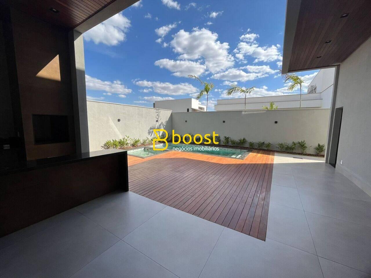 Casa com 4 quartos, 421 m², à venda por R$ 3.750.000 - Condomínio Golden Village - Jardim Sul - Uberlândia/MG, foto 2
