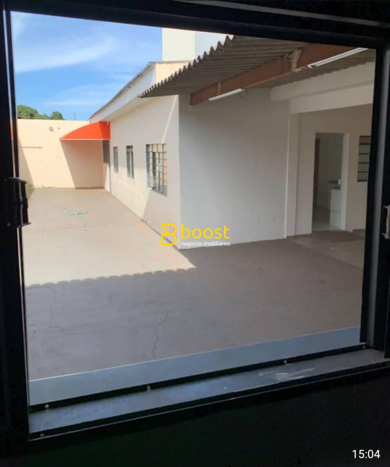 Casa com 5 quartos, 300 m², à venda por R$ 1.200.000 - Nossa Senhora Aparecida - Uberlândia/MG