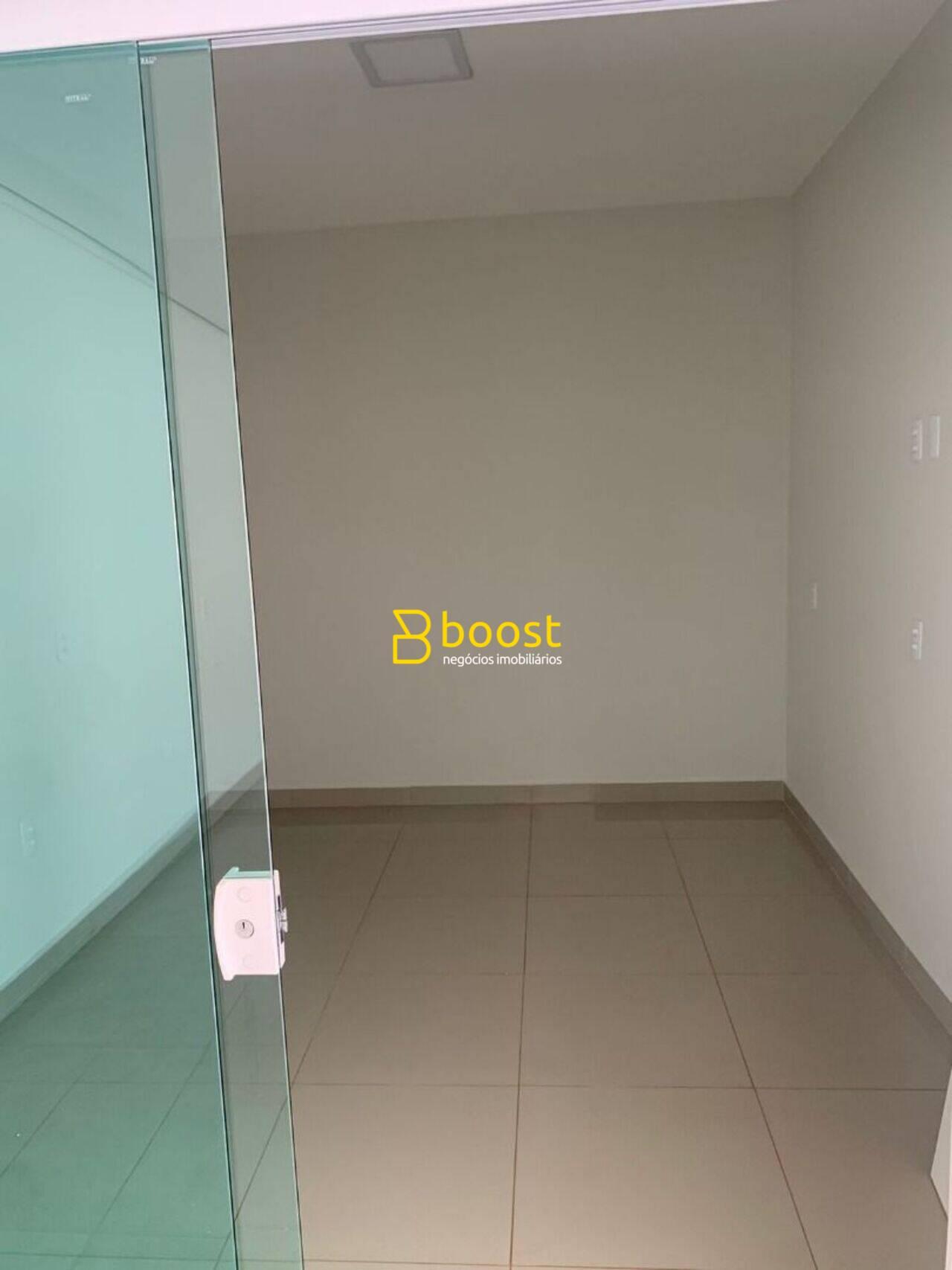 Casa com 3 quartos, 219 m², à venda por R$ 850.000 - Santa Mônica - Uberlândia/MG, foto 4