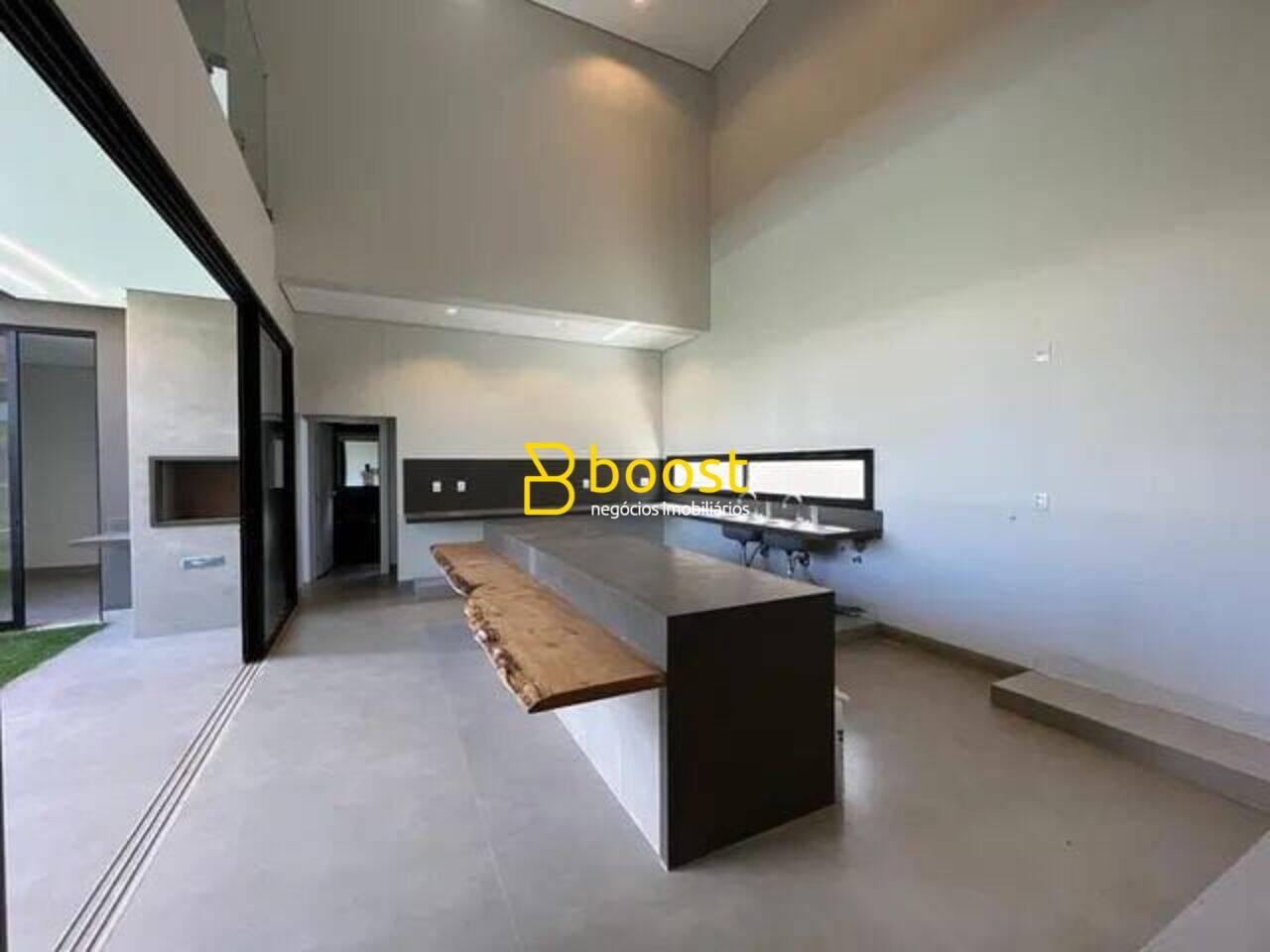 Casa com 4 quartos, 354 m², à venda por R$ 4.400.000 - Nova Uberlândia - Uberlândia/MG, foto 4