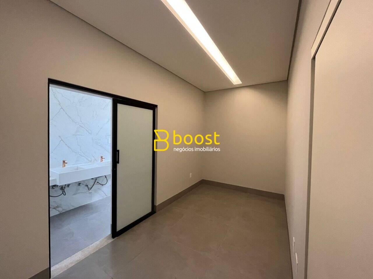 Casa com 3 dormitórios à venda, 221 m² por R$ 2.300.000,00 - Condomínio Alphaville 1 - Granja Marileusa - Uberlândia/MG, foto 4