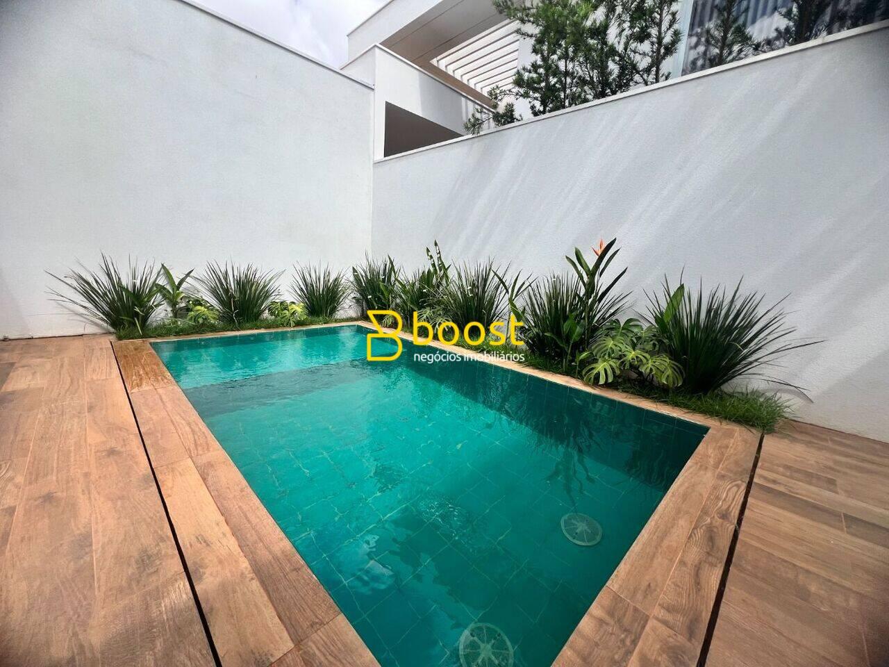 Casa com 3 quartos, 216 m², à venda por R$ 2.050.000 - Condomínio Splêndido - Uberlândia/MG, foto 2