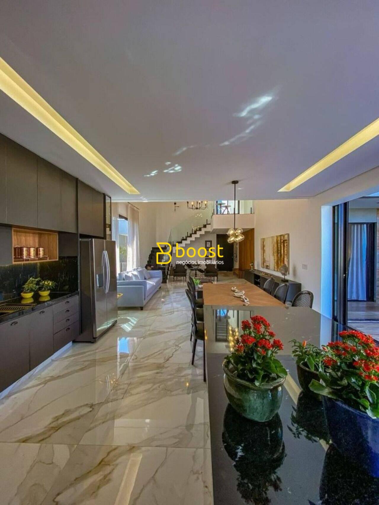 Casa com 3 dormitórios à venda, 261 m² por R$ 2.650.000,00 - Morada da Colina - Uberlândia/MG, foto 4