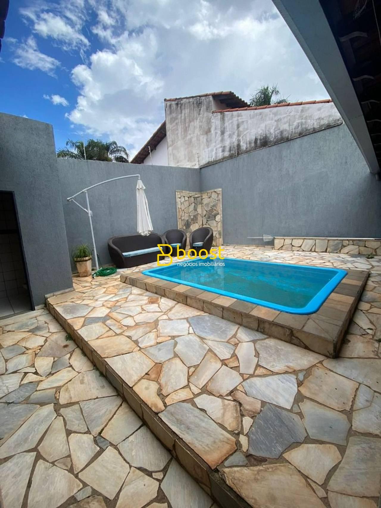 Casa à venda por R$ 700.000,00 - Cidade Jardim - Uberlândia/MG
