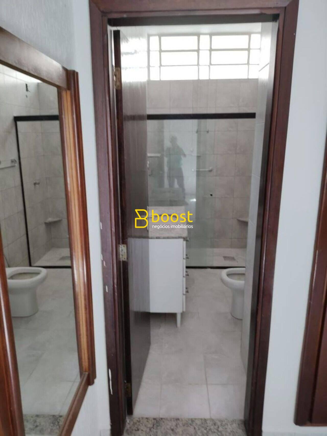 Casa à venda por R$ 800.000,00 - Nossa Senhora Aparecida - Uberlândia/MG, foto 2