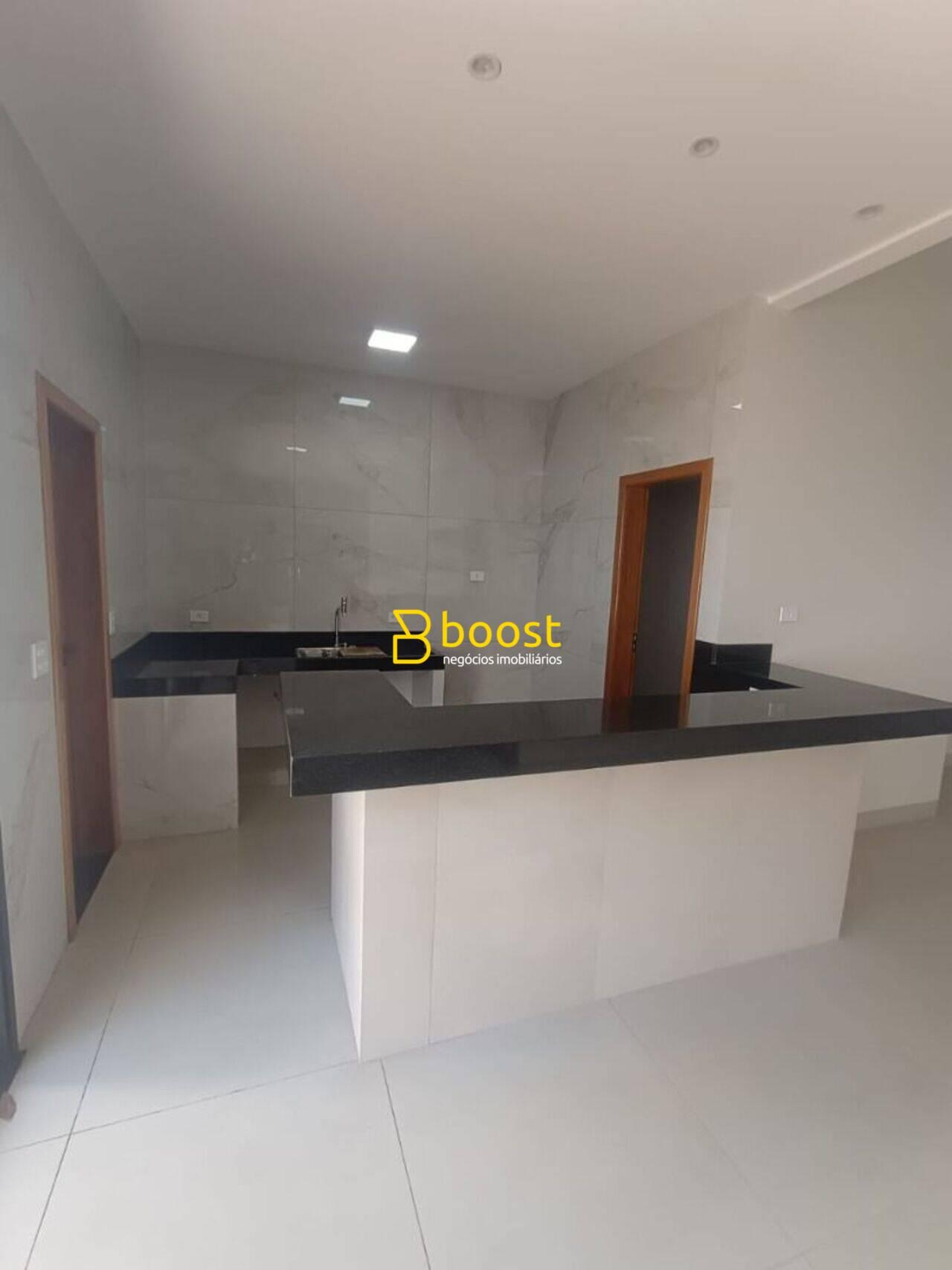 Casa com 3 dormitórios à venda, 172 m² por R$ 1.300.000 - Cidade Jardim - Uberlândia/MG, foto 4