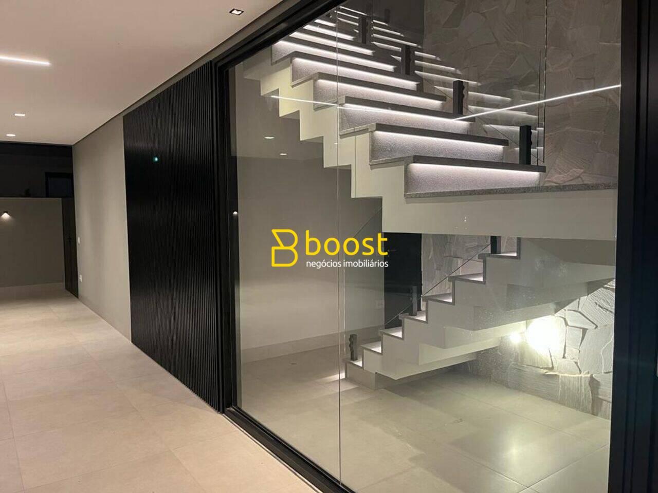Casa com 4 quartos, 346 m², à venda por R$ 3.500.000 - Condomínio Alphaville 2 - Uberlândia/MG, foto 4