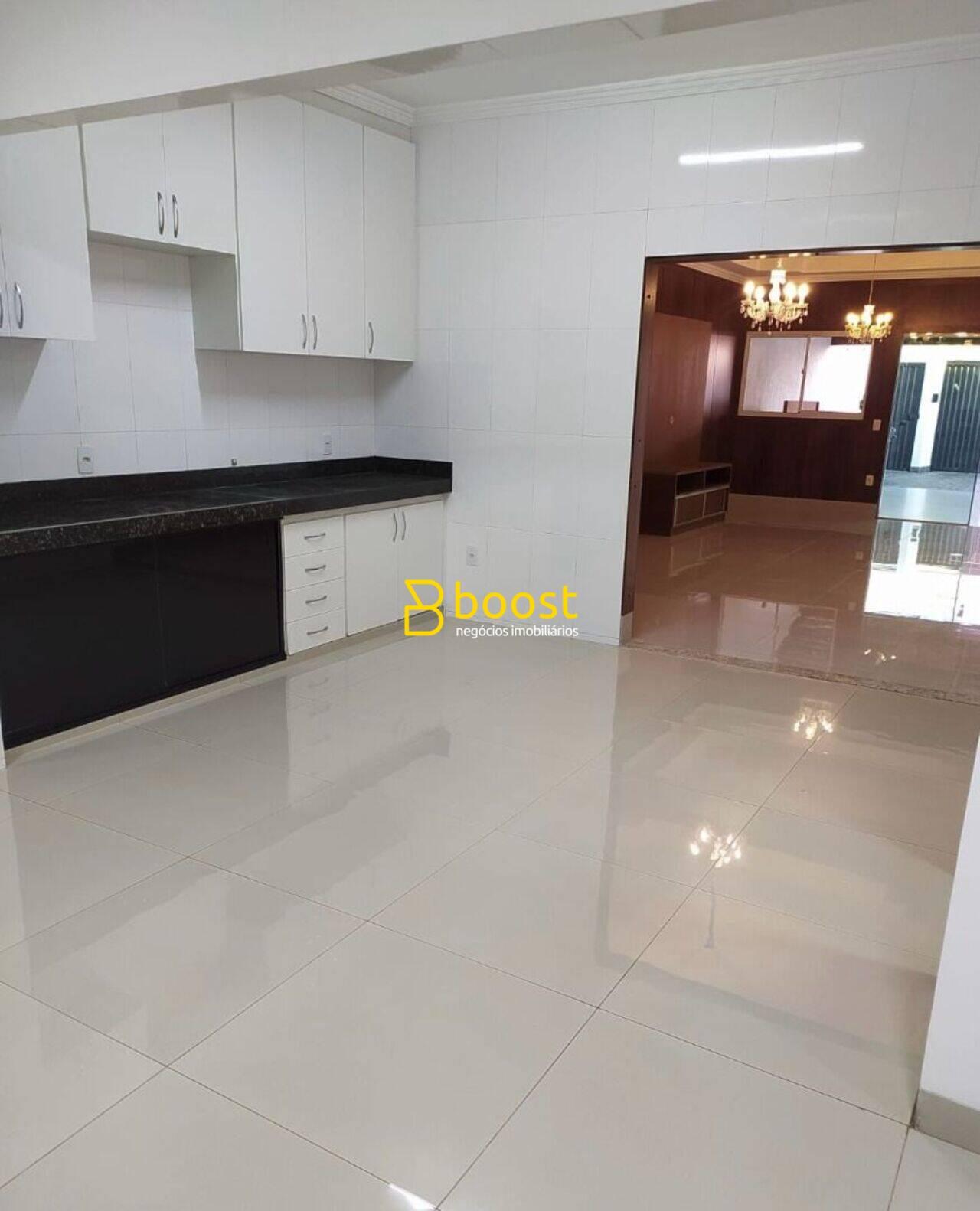 Casa com 3 quartos, 180 m², à venda por R$ 890.000 - Jardim Botânico - Uberlândia/MG, foto 4