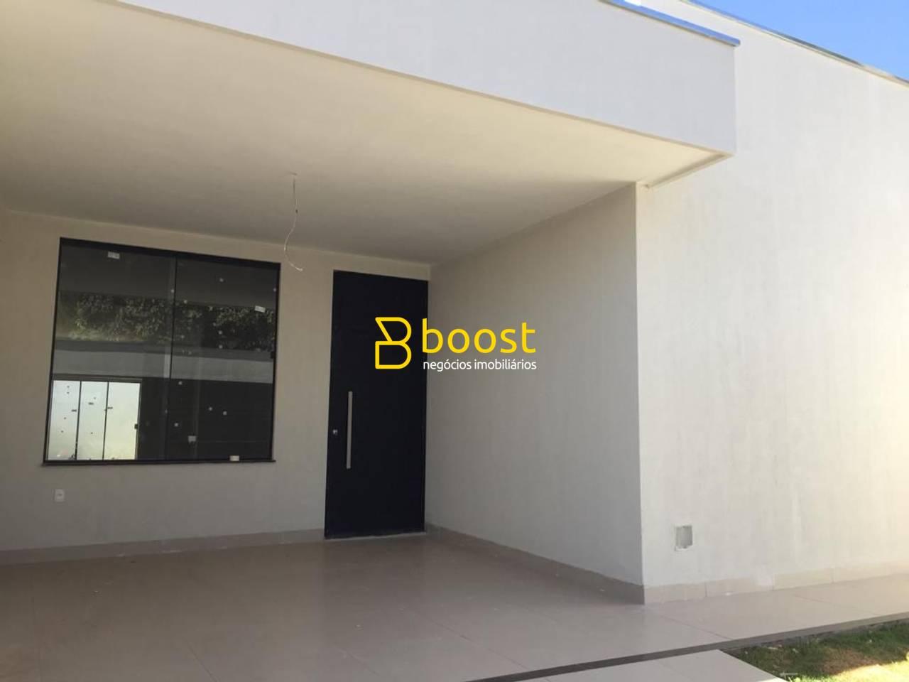 Casa com 3 quartos, 140 m², à venda por R$ 730.000 - Cidade Jardim - Uberlândia/MG