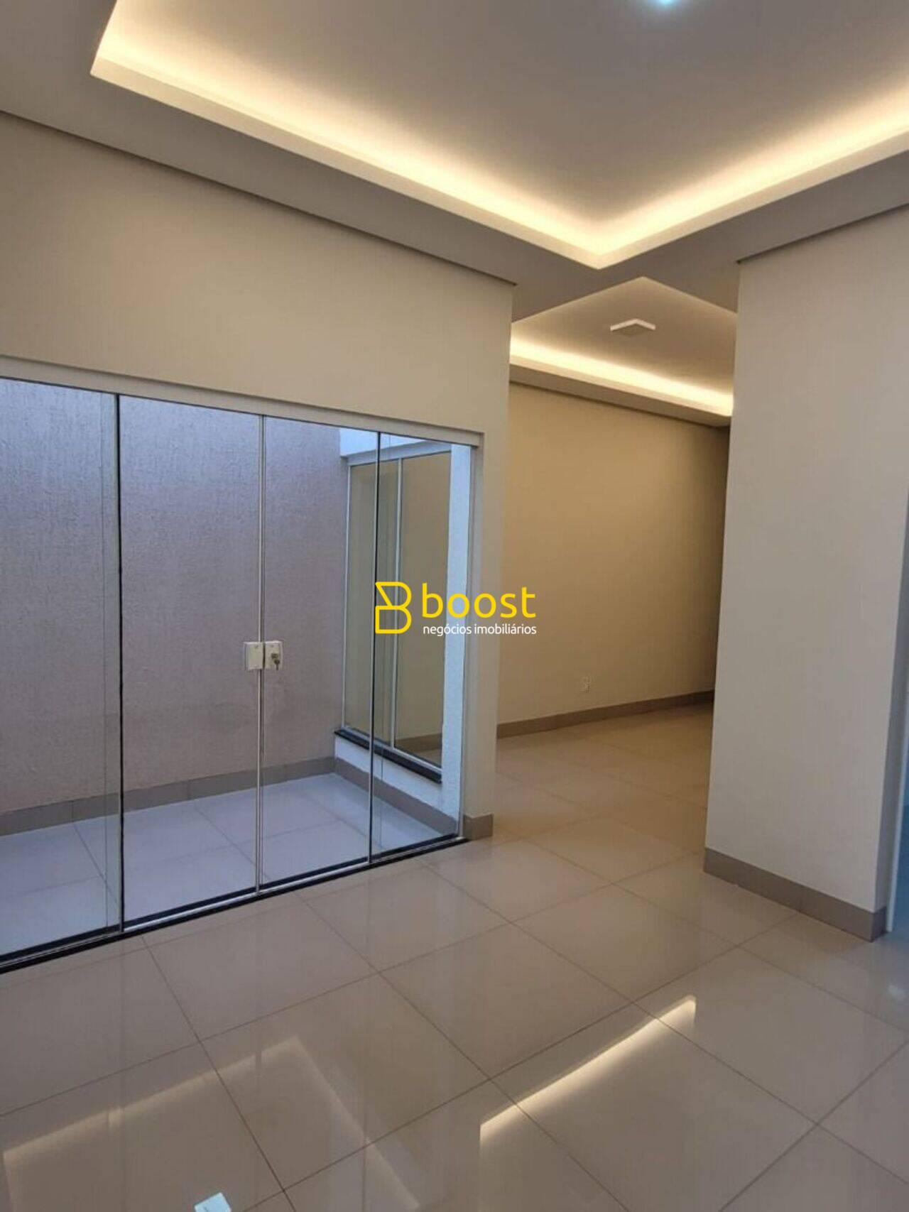 Casa com 3 quartos, 90 m², à venda por R$ 430.000 - Segismundo Pereira - Uberlândia/MG, foto 2