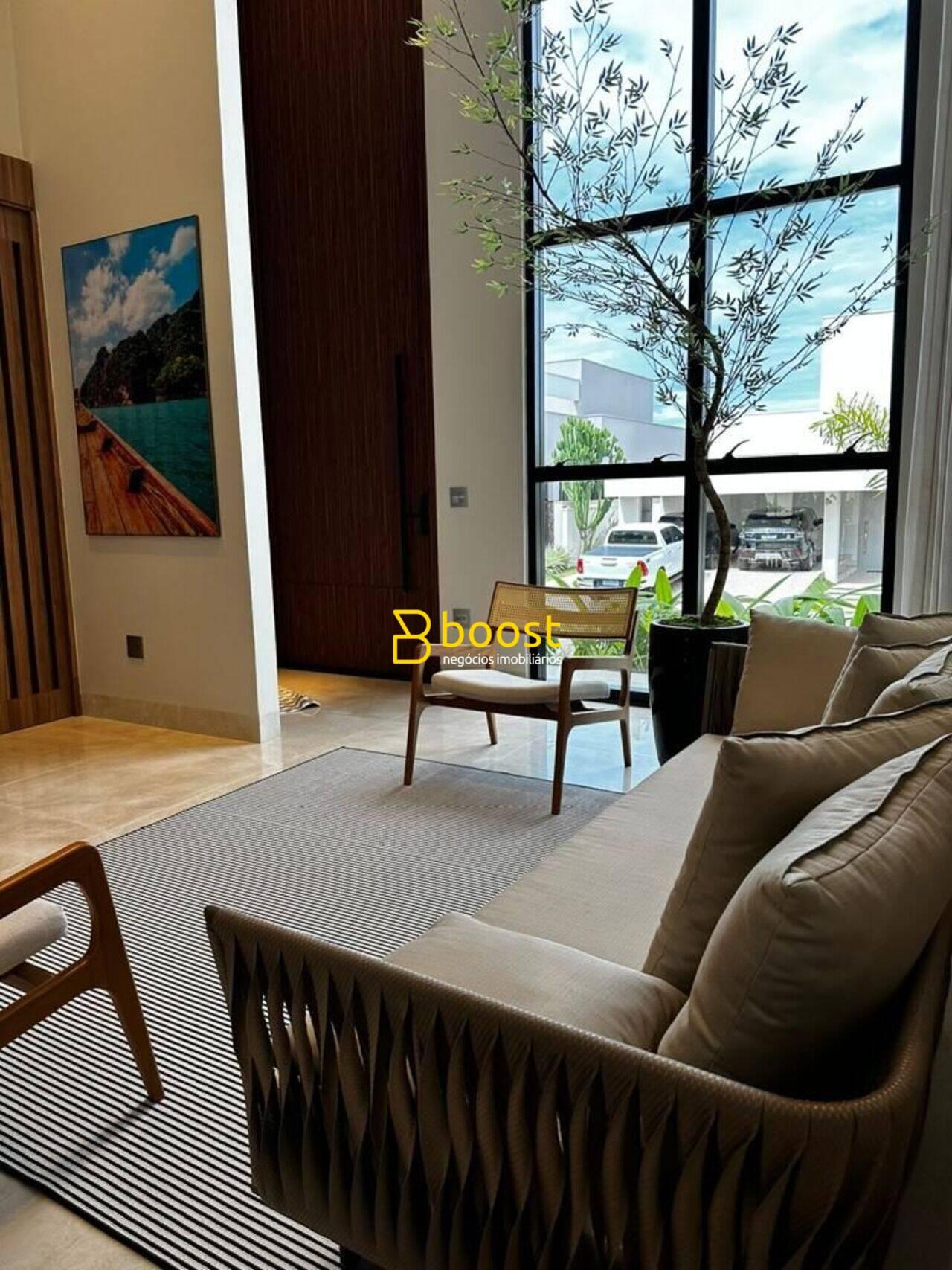 Casa com 4 quartos, 322 m², à venda por R$ 3.790.000 - Jardins Gênova - Uberlândia/MG, foto 2