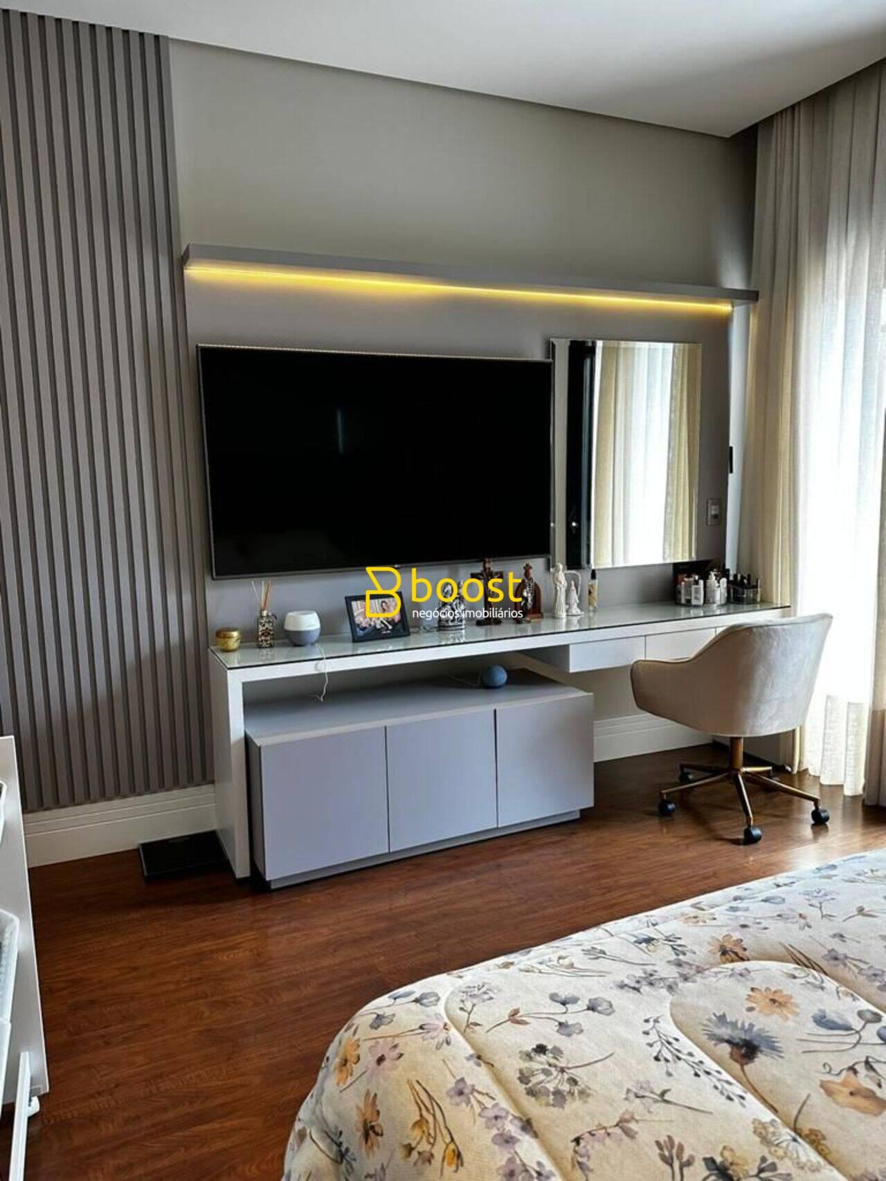 Casa com 4 quartos, 322 m², à venda por R$ 3.790.000 - Jardins Gênova - Uberlândia/MG, foto 3
