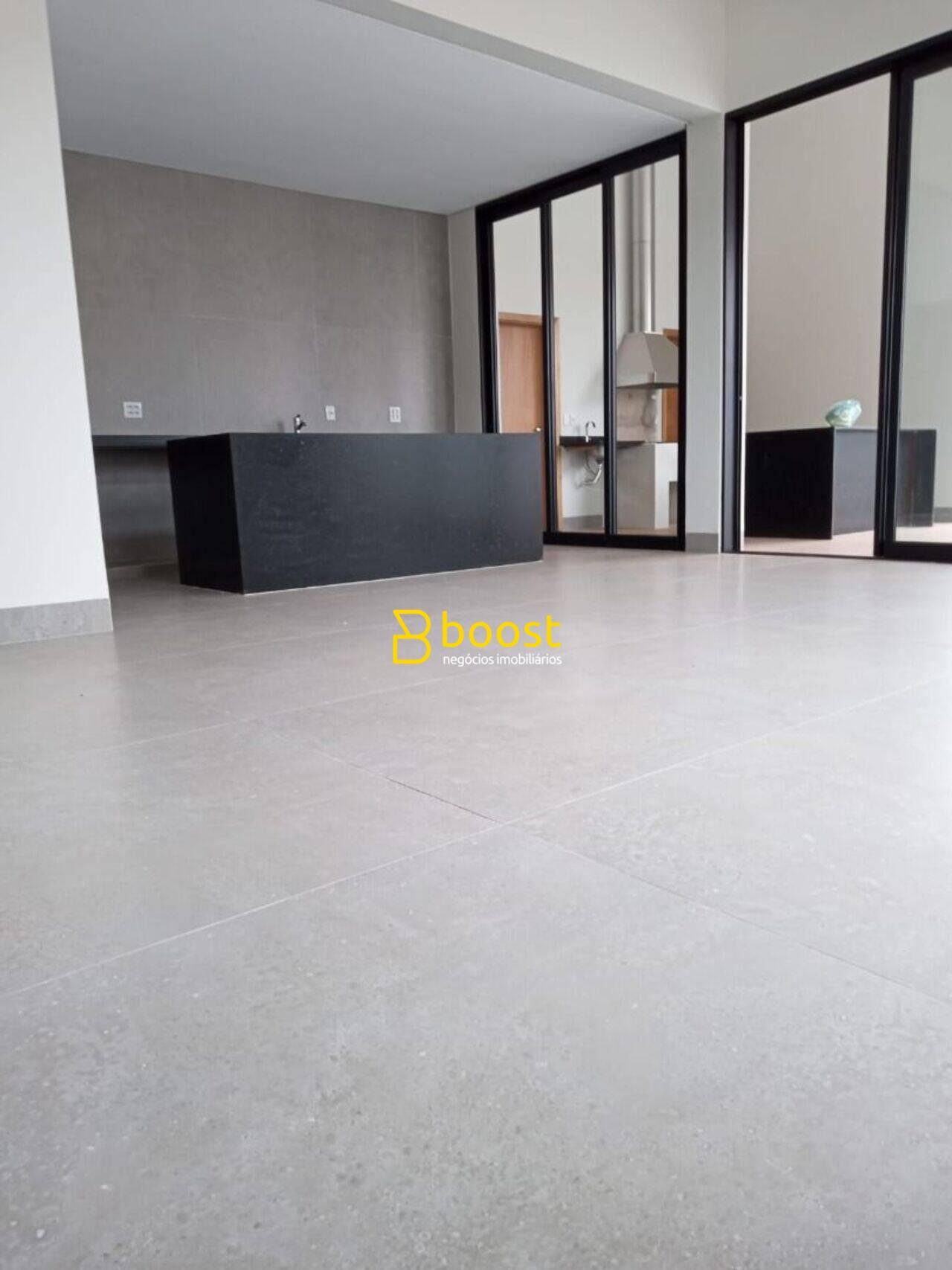 Casa com 4 dormitórios à venda, 217 m² por R$ 1.890.000,00 - Alphaville II - Uberlândia/MG, foto 2